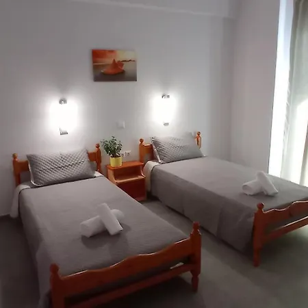 Hermes Kavos