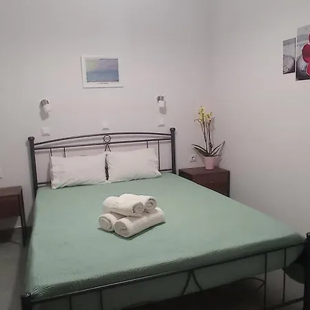 Hermes Apartment *